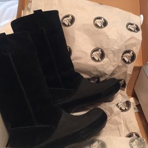 Black Suede Boots Crocs